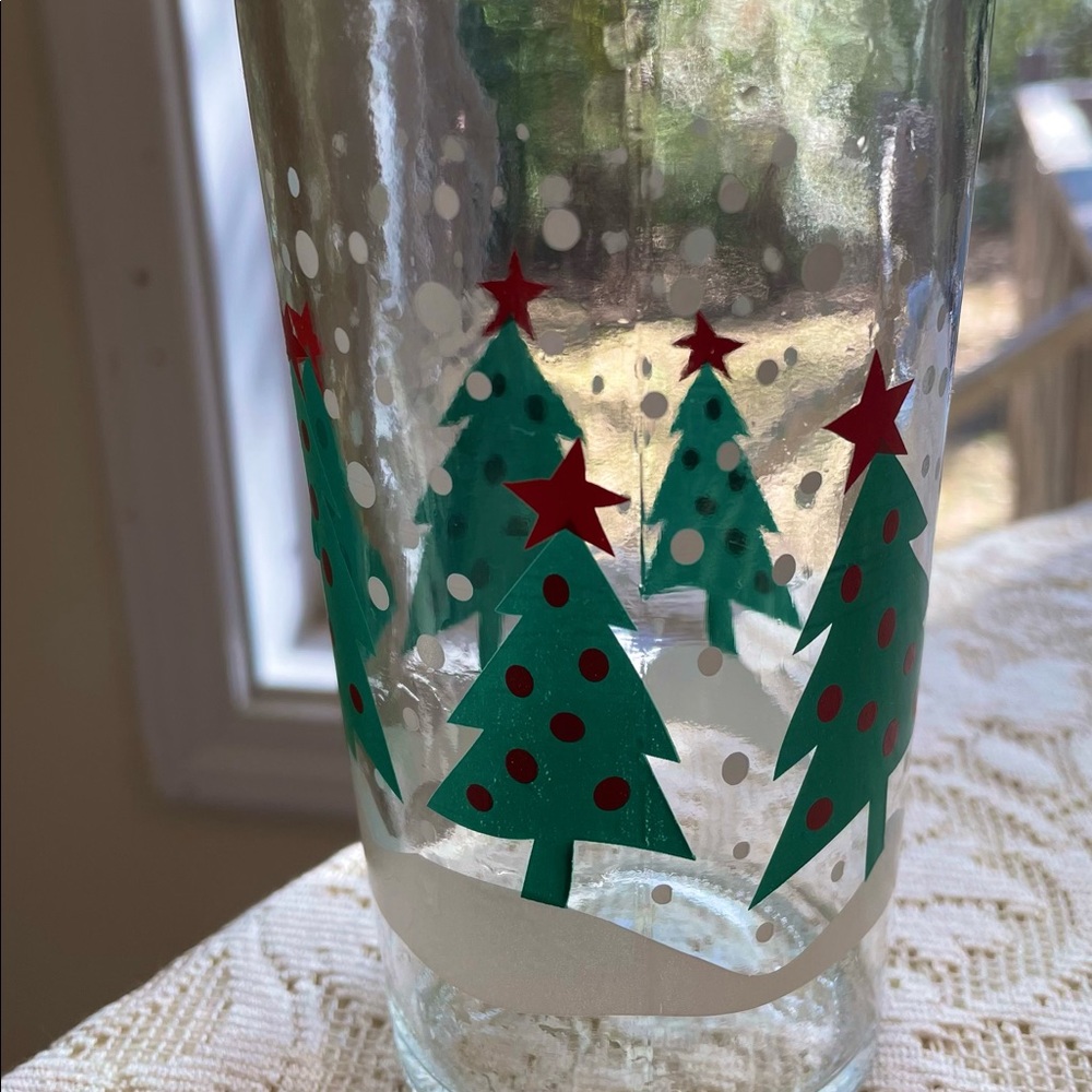 SOLD 4 glasses for $21 Retro/Vintage Christmas Tree🎄 Drinkware